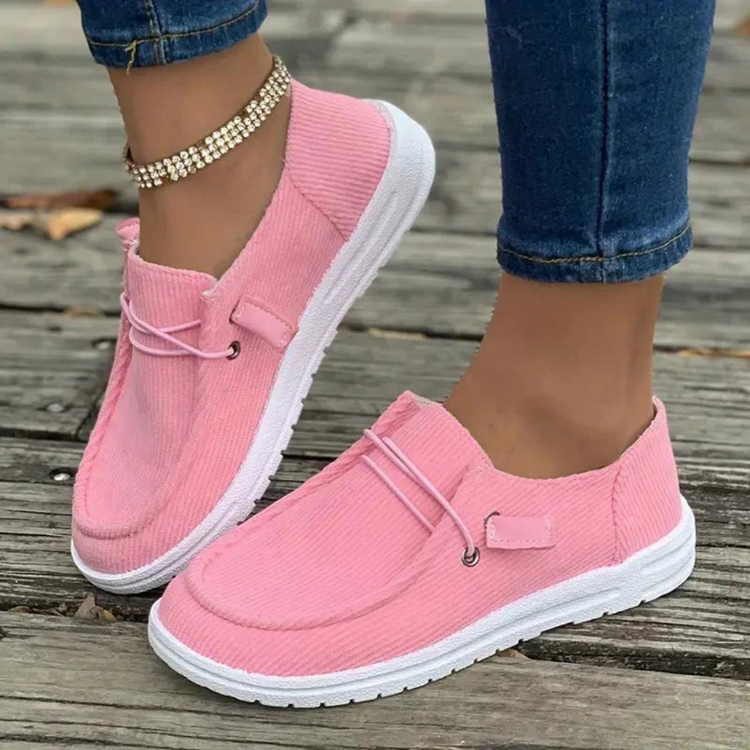 Women's slip-on shoes – Flat sole – Casual comfort