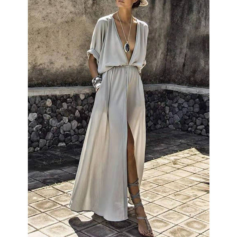 Women's long dress – Plunging neckline – Front slit – Flowing cut – Three-quarter sleeves
