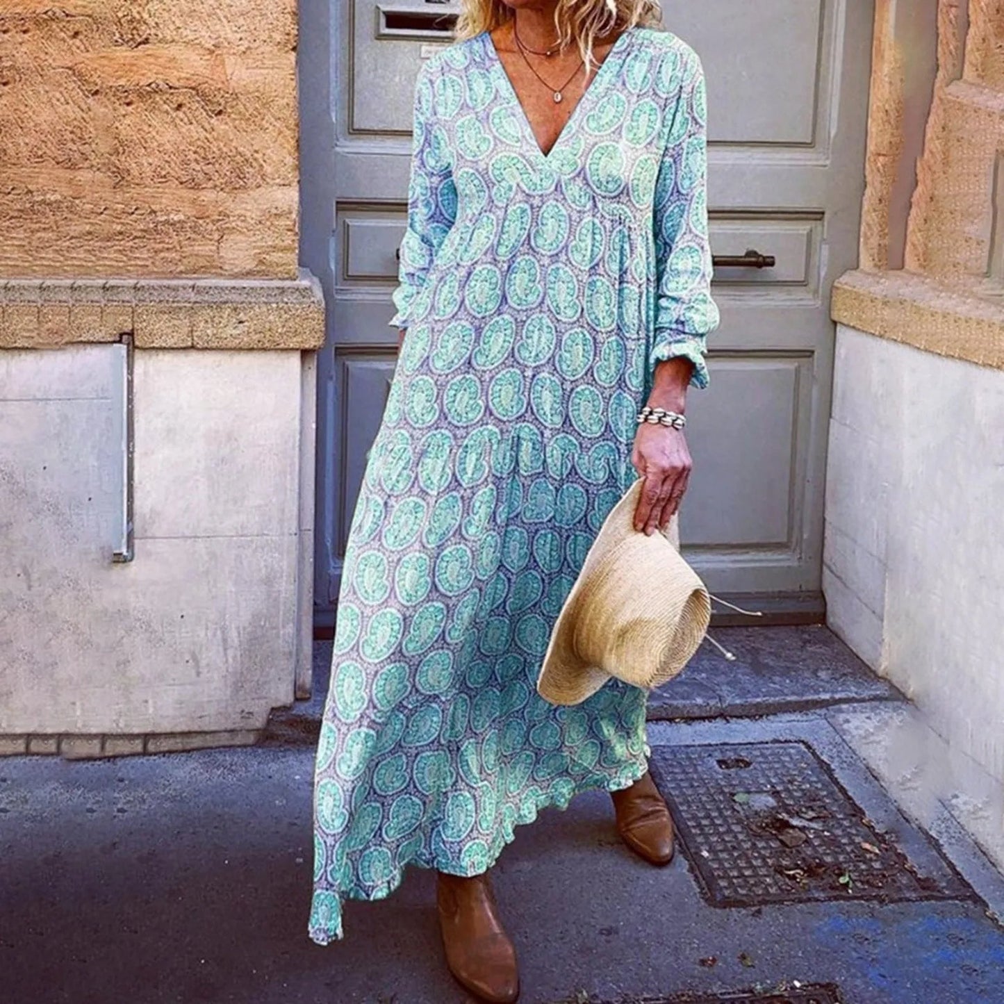 Women's long dress – Breathable fabric – Flowing cut – Geometric pattern – V-neck