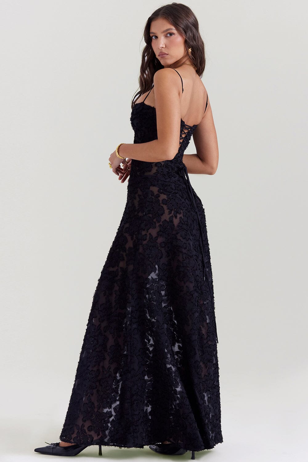 Robe longue femme – Coupe ajustée – Voile léger – Motif floral – Bretelles fines