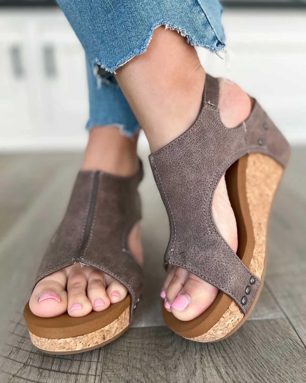 Sandals woman – Cork sole – Open toe – Ergonomic support – Cutout detail