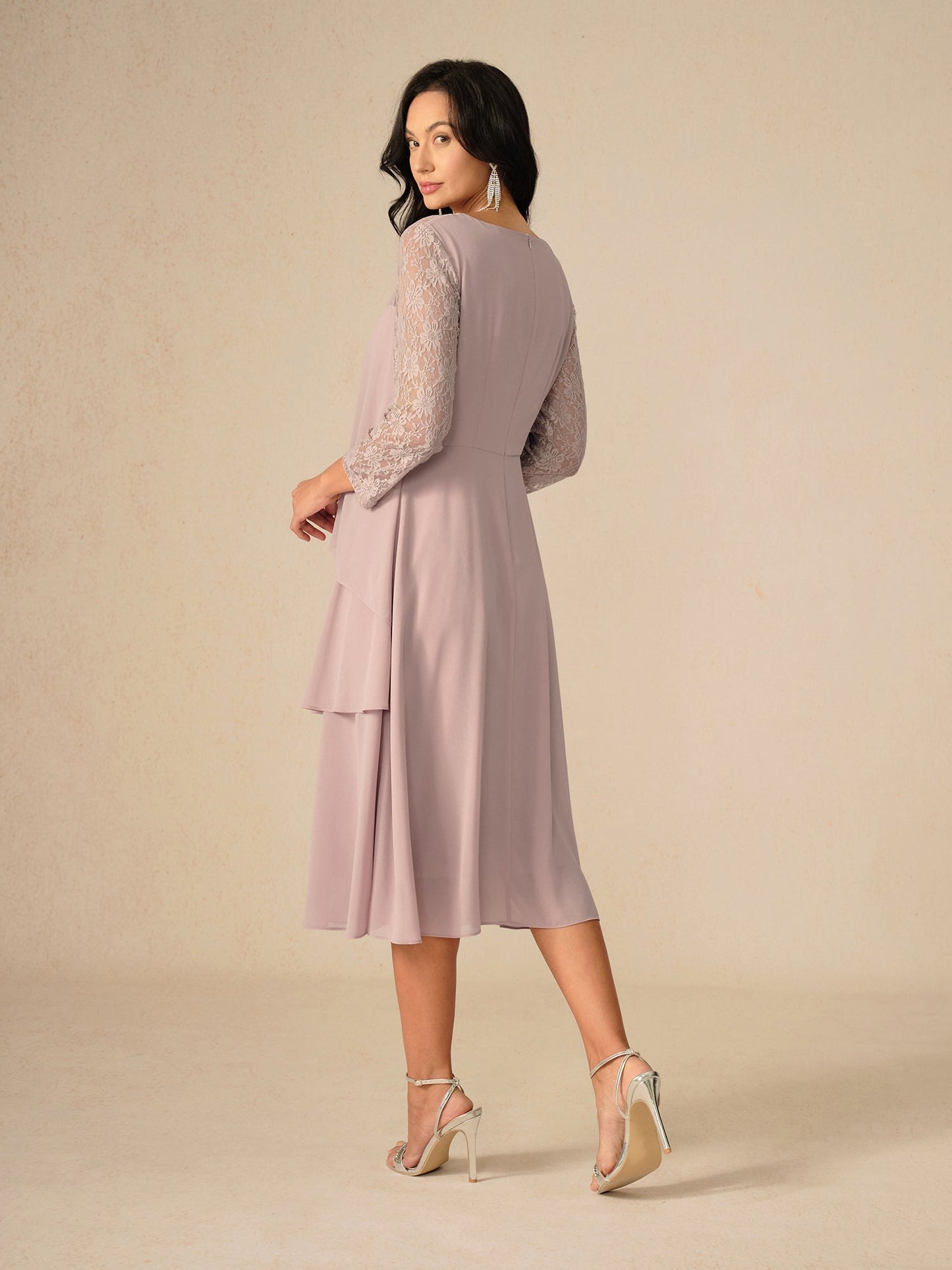 Robe femme midi – Coupe fluide – Manches dentelle – Chiffon superposé élégant