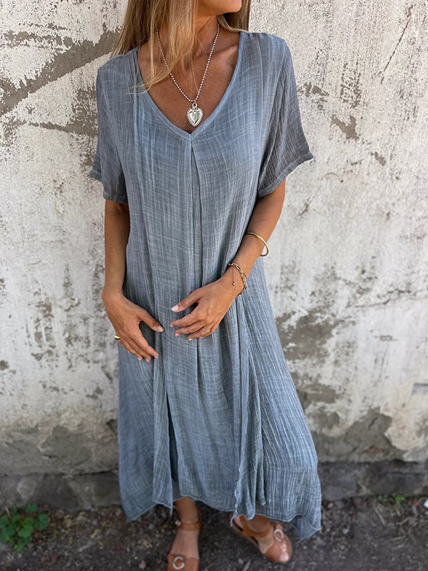 Women's dress – Relaxed fit – Breathable fabric – V-neck – Flowing short sleeves