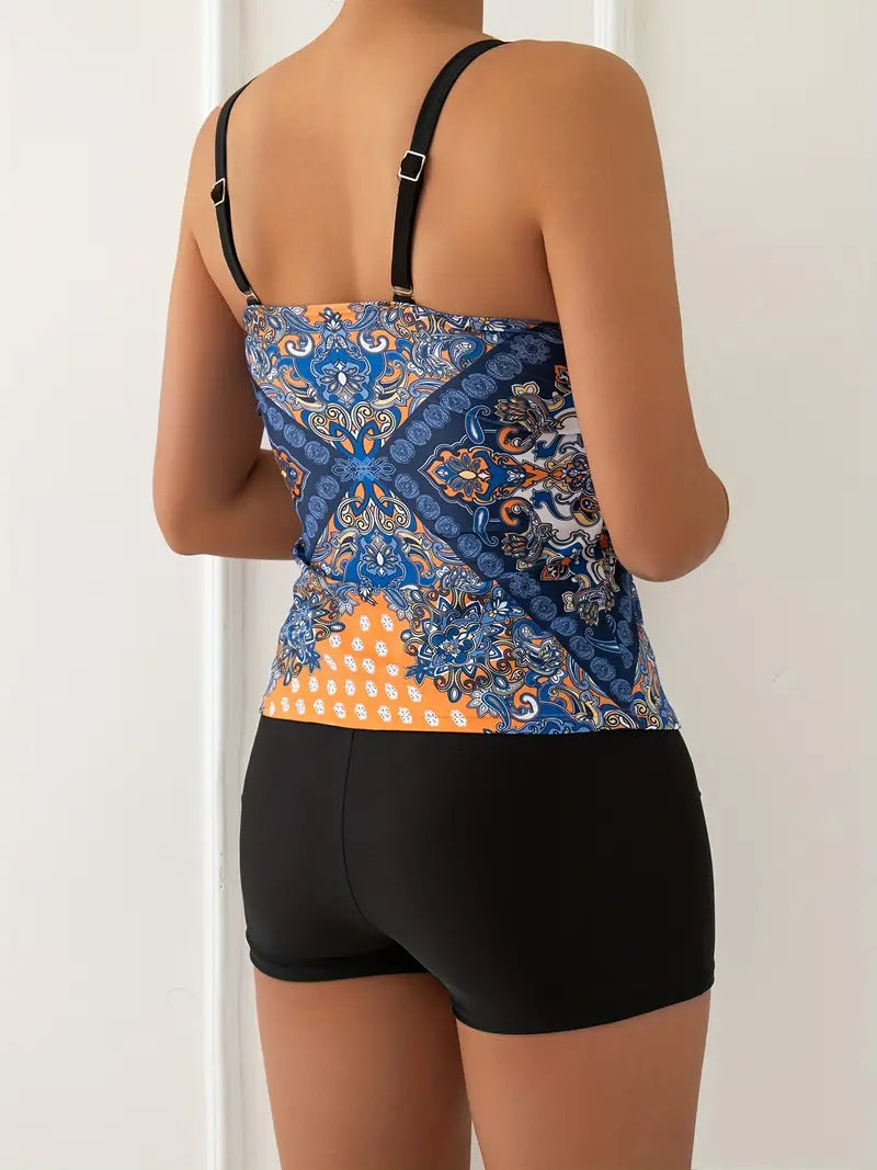 Tankini for women – Adjustable straps – Tribal motifs – Mid-thigh shorts – Fitted cut
