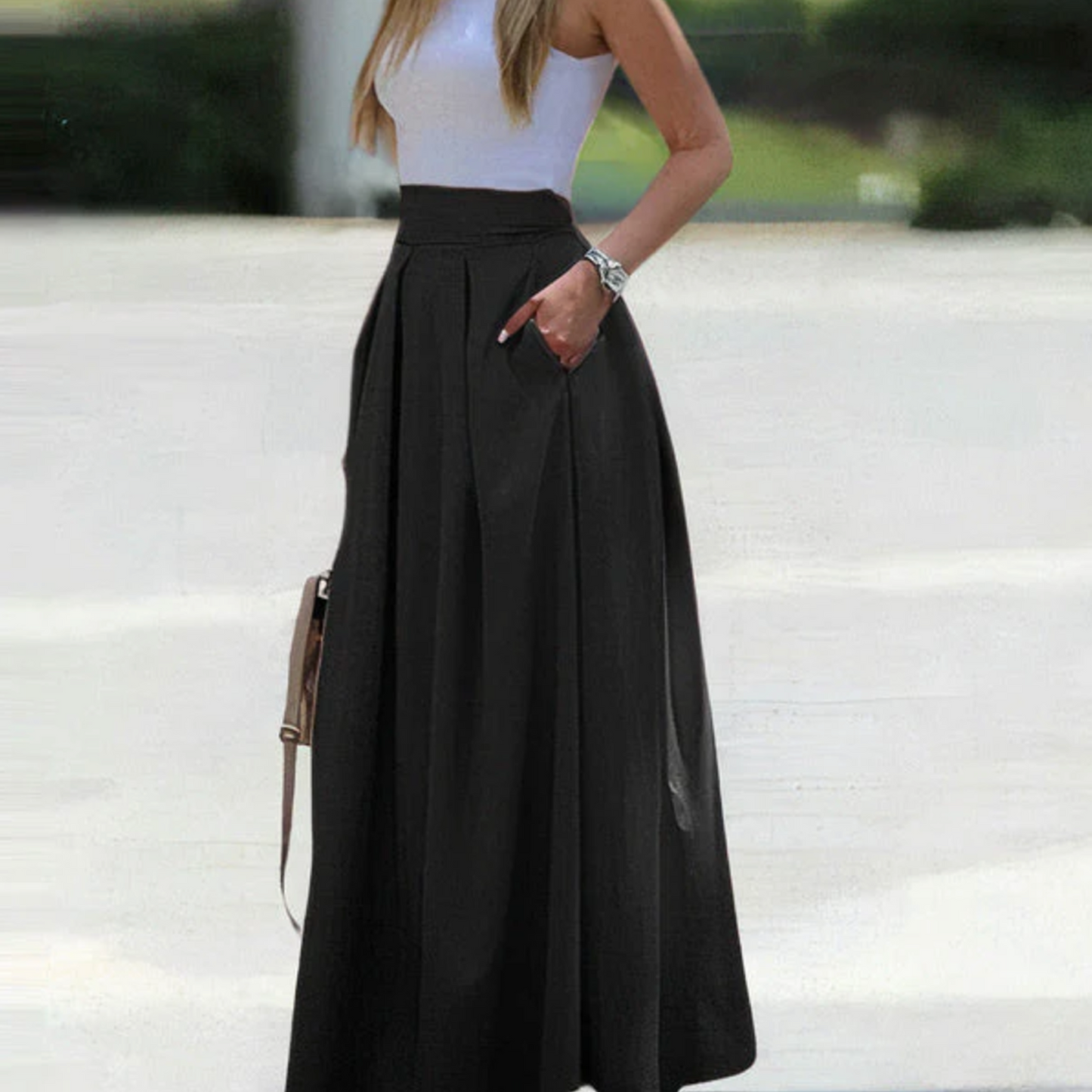 Jupe longue femme – Taille haute – Coupe fluide – Tissu respirant – Plissé élégant