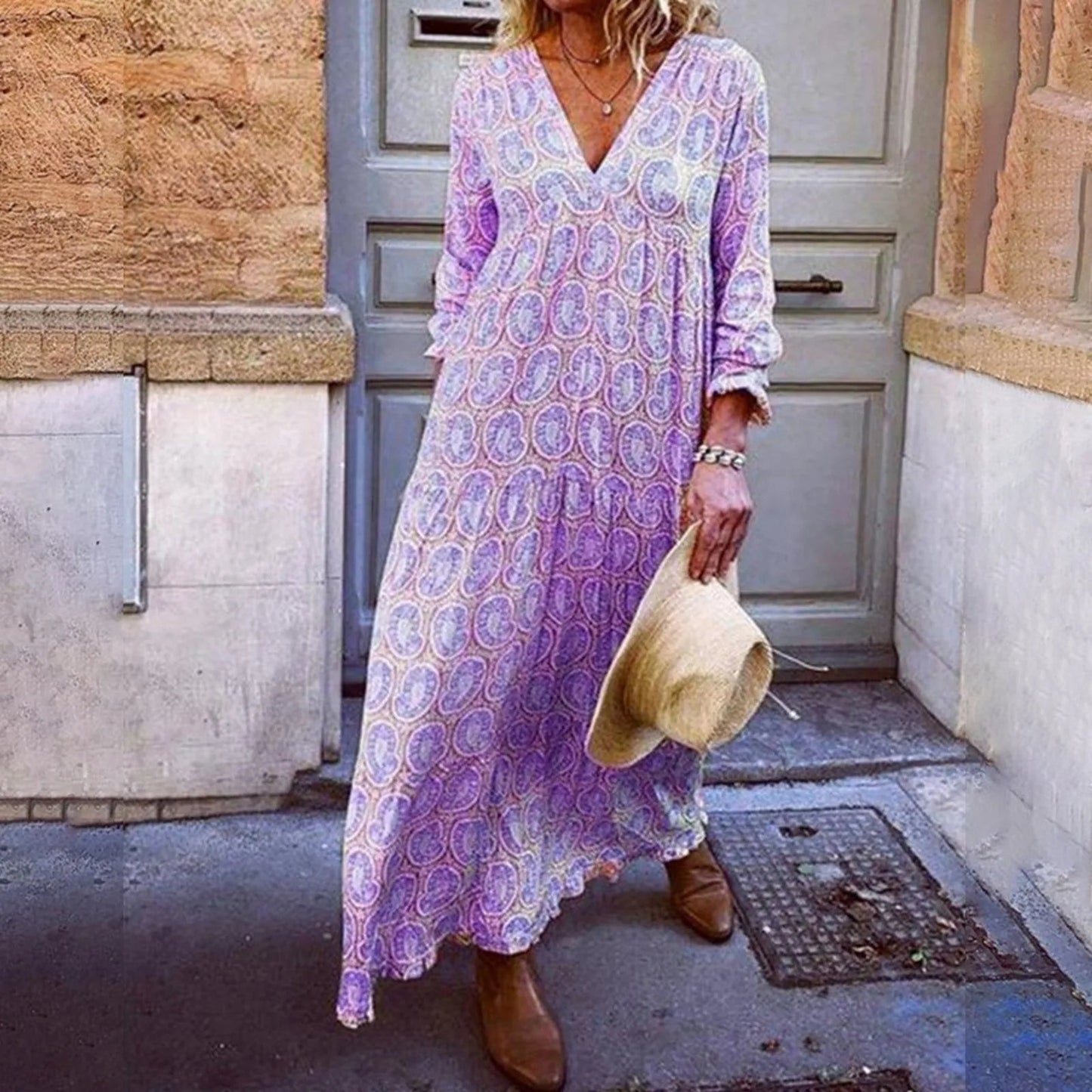 Women's long dress – Breathable fabric – Flowing cut – Geometric pattern – V-neck