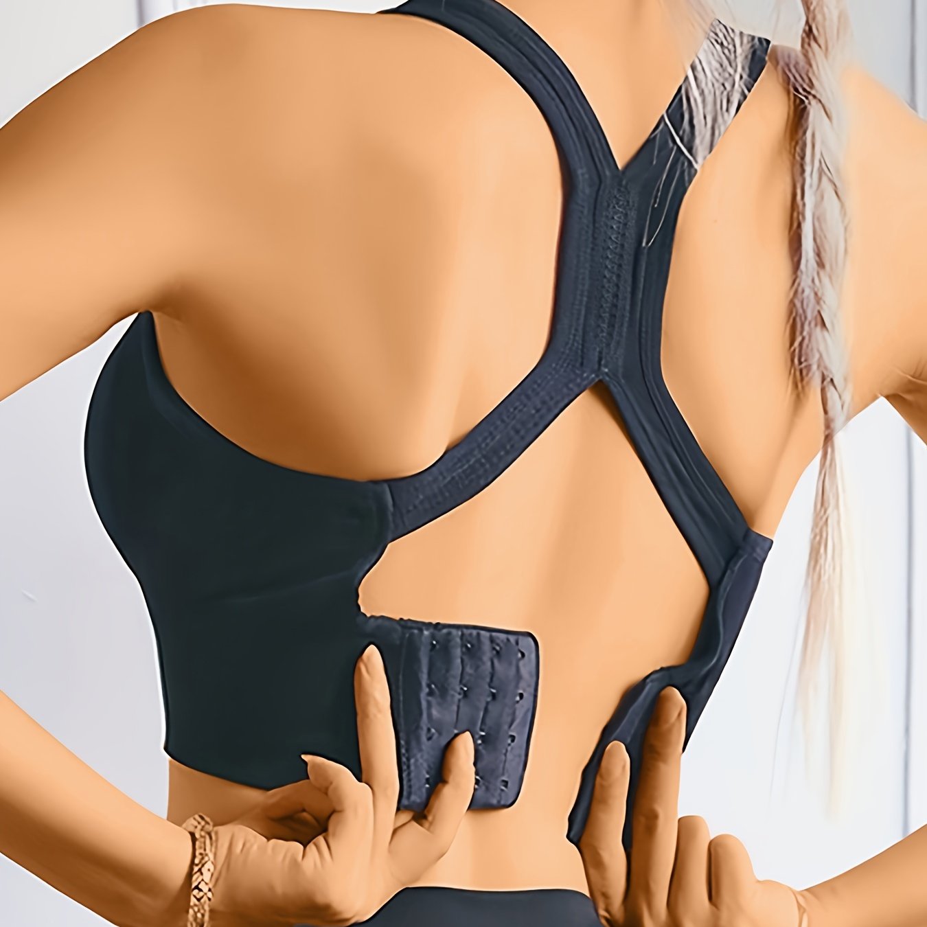 Women's sports bra – Medium support – Racerback – Breathable and stretchy fabric