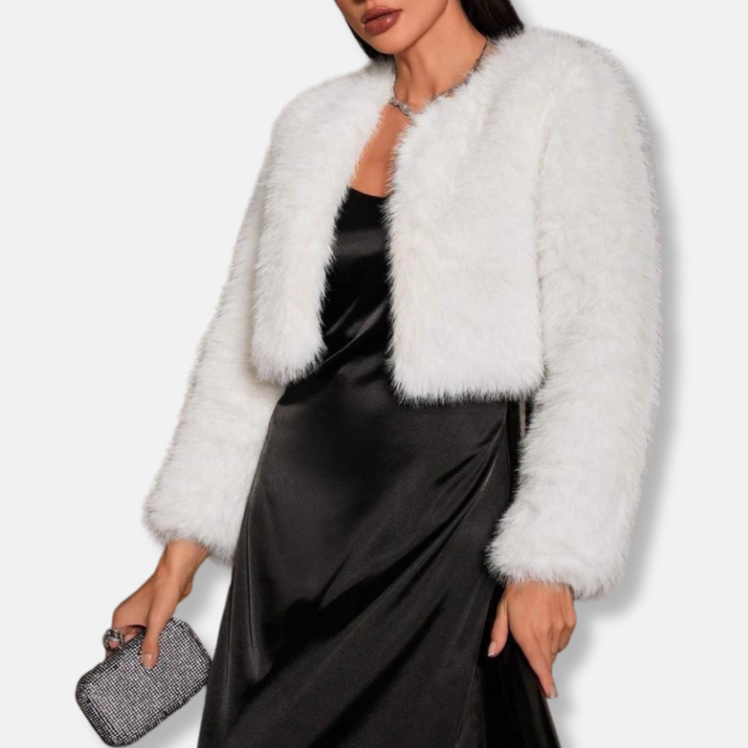 Women's Coat - Faux Fur - Relaxed Fit - Long Sleeves - Round Neck