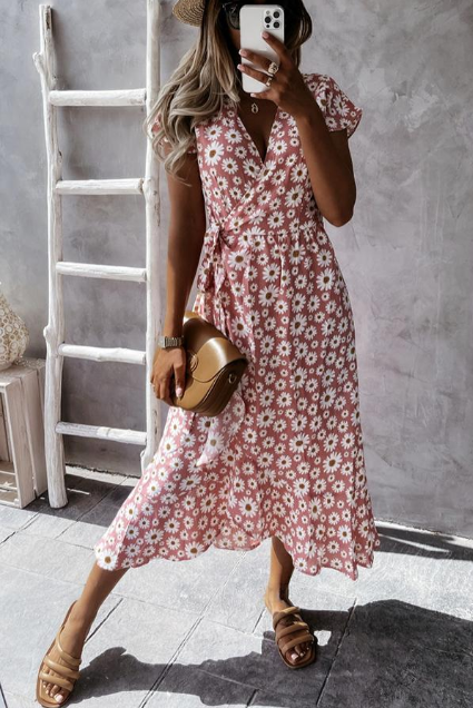 Women's midi dress – Flared cut – Short sleeves – Breathable fabric – Floral style