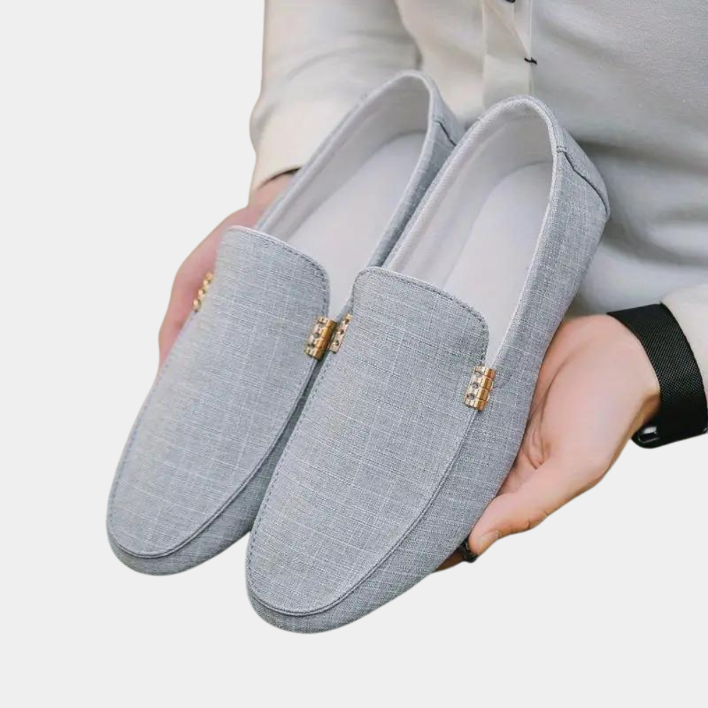 Mocassins homme – Tissu respirant – Coupe classique – Détail métallique élégant