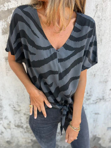 Women's blouse – Loose fit – V-neckline – Tie front – Short sleeves – Lightweight fabric