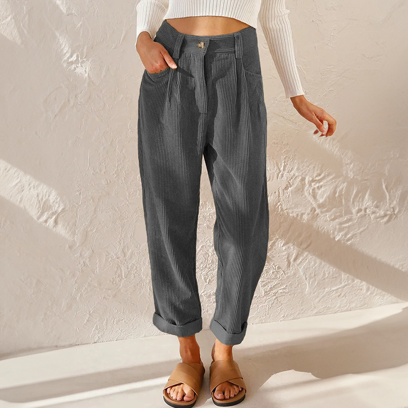 Women's trousers – Relaxed fit – High waist – Tapered leg – Pleated finish