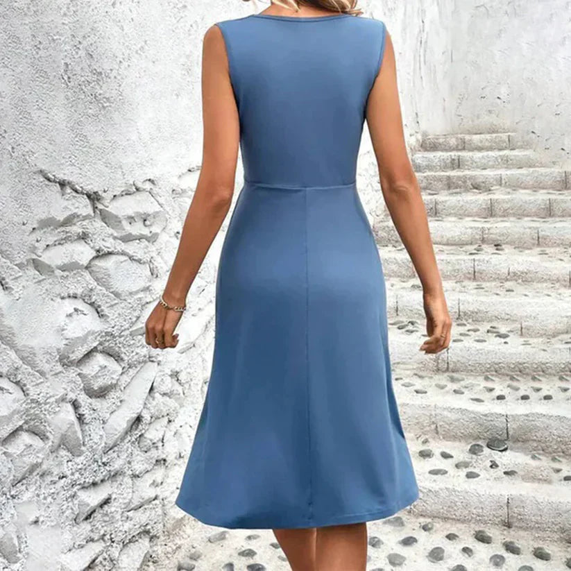 Women's midi dress – Flared cut – Sleeveless – Wrap neckline – Breathable fabric
