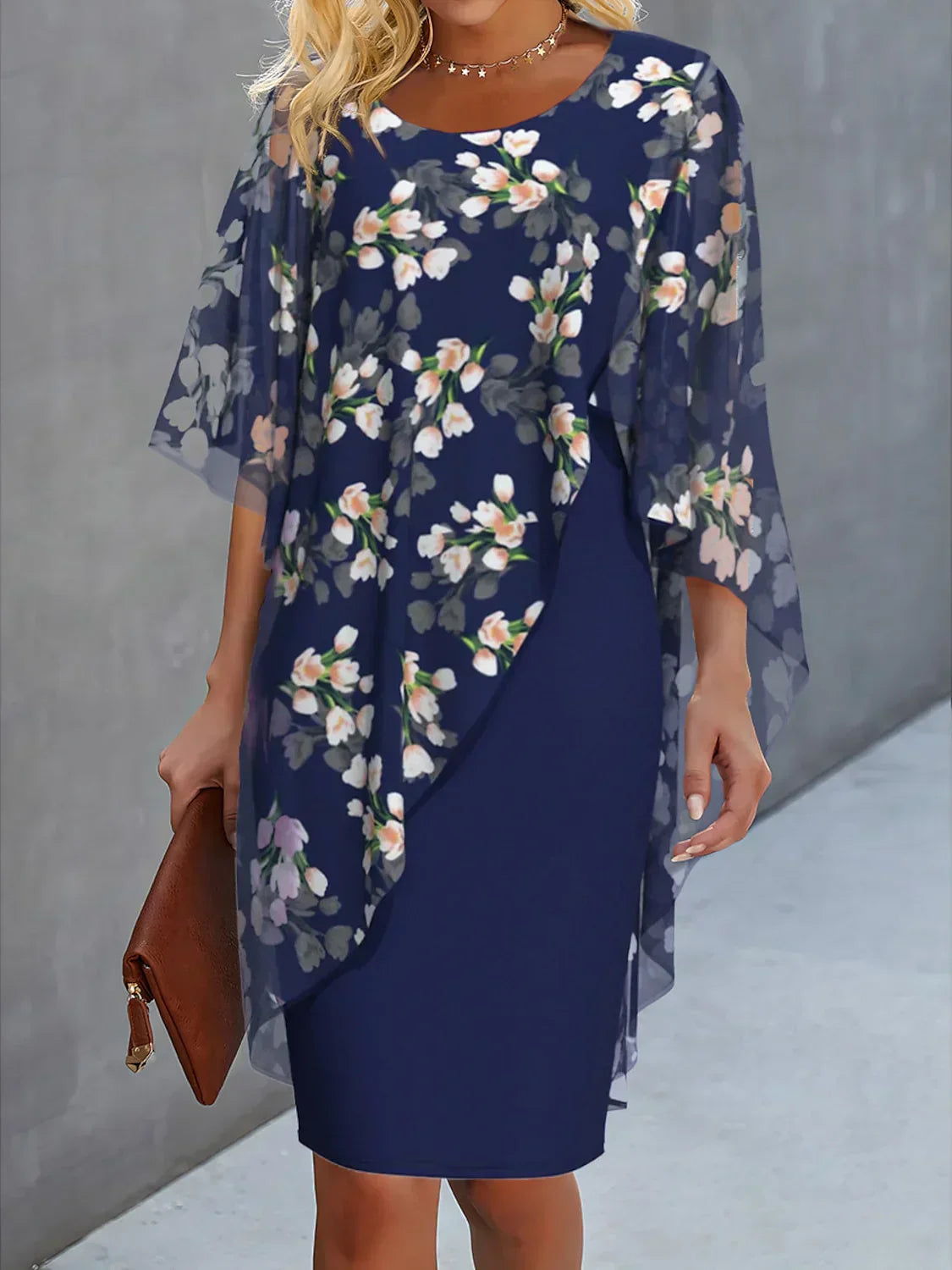 Women's dress – Fluid cut – Floral print – Asymmetrical layering