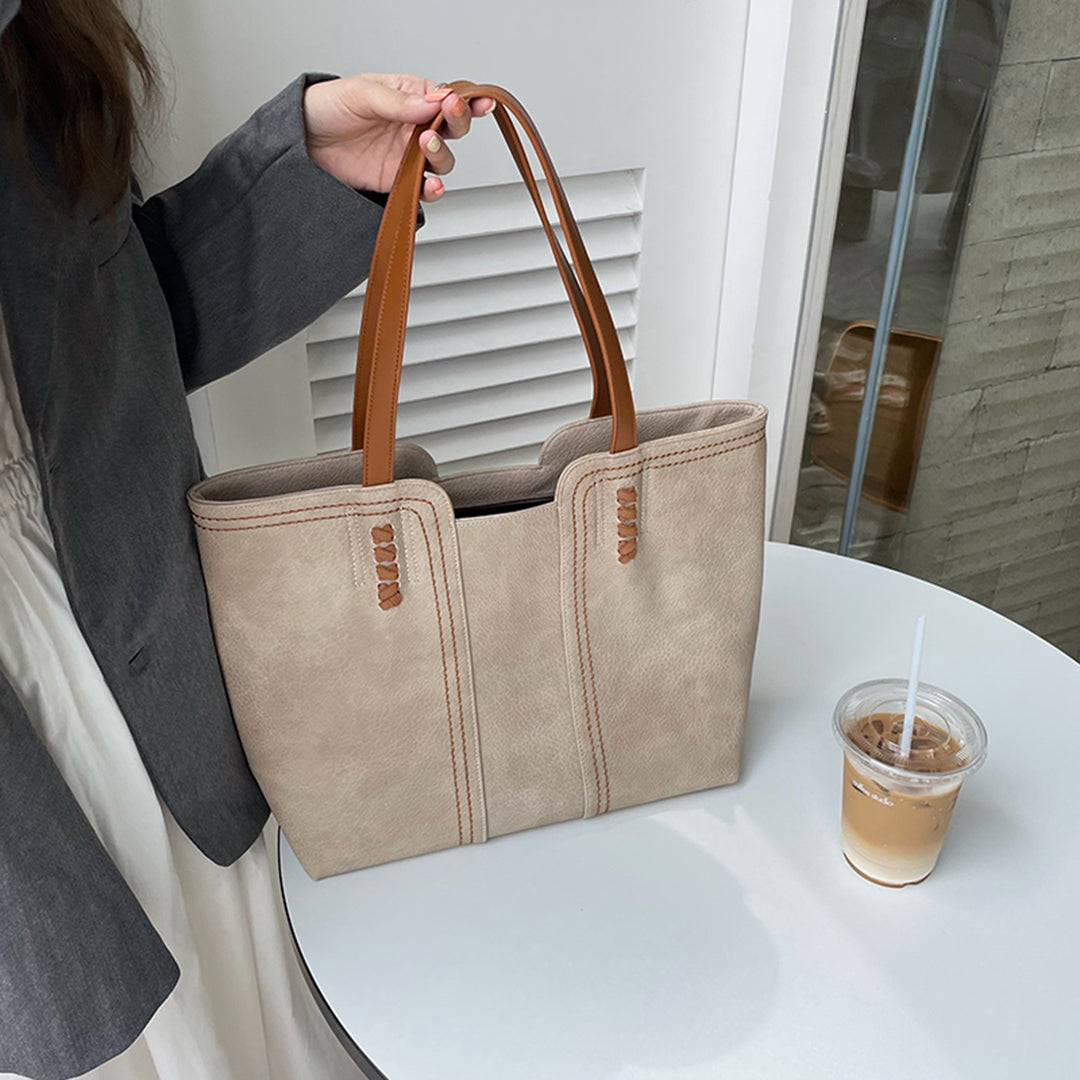 Women's tote bag – Structured silhouette – Soft textured feel – Reinforced handles