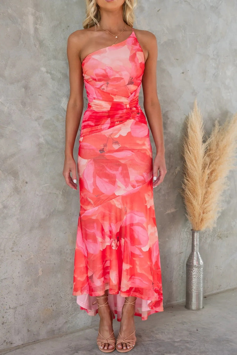 Robe femme asymétrique – Taille plissée – Coupe cintrée