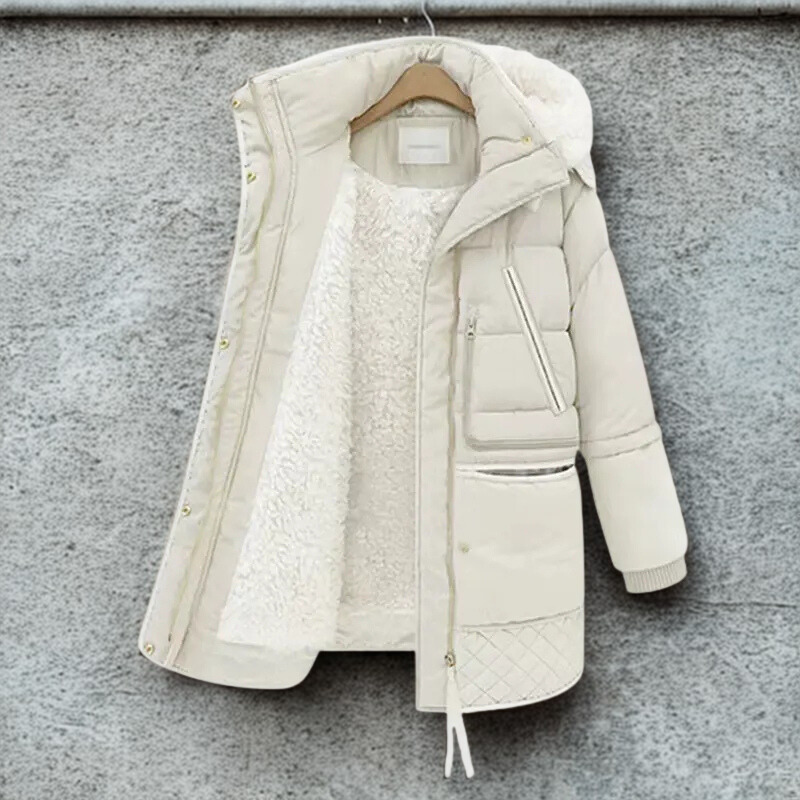 Women's Quilted Coat - Woven Fabric - Oversize Cut - Mid-Thigh Length