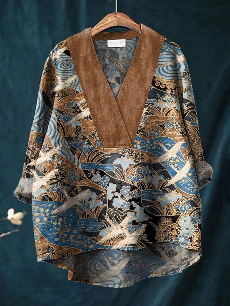 Women's long-sleeve shirt – Relaxed fit – V-neck – Graphic print
