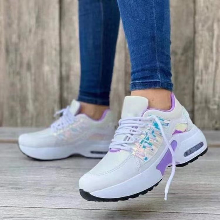 Chaussures de sport femme – Talon compensé – Maille respirante – Lacets confortables