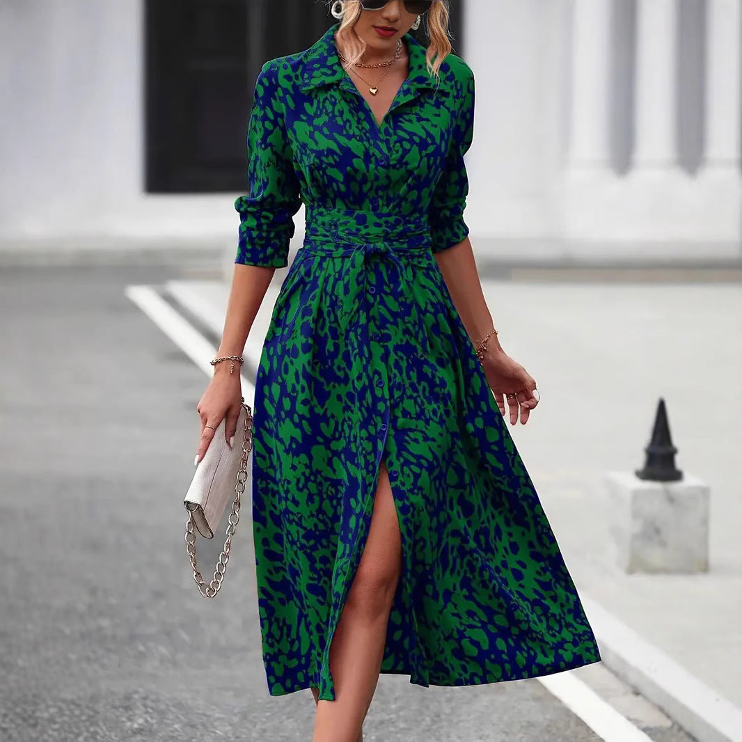 Women's flared dress – Buttoned – Long sleeves – Waist belt – Breathable fabric