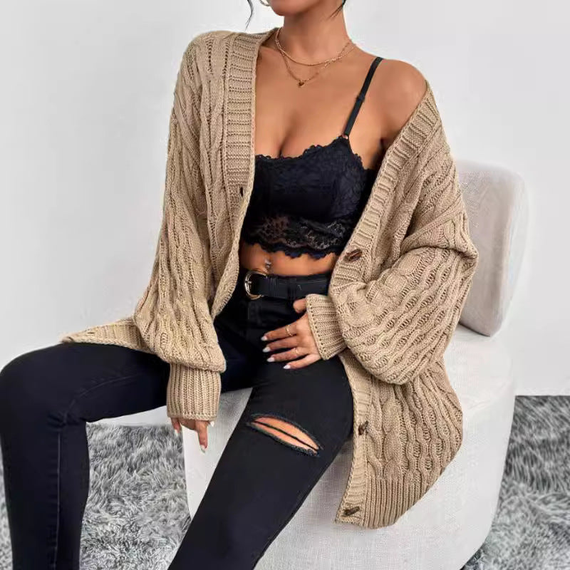 Gilet Femme – Coupe Oversize – Maille Torsadée – Décolleté V – Boutonnage Frontal