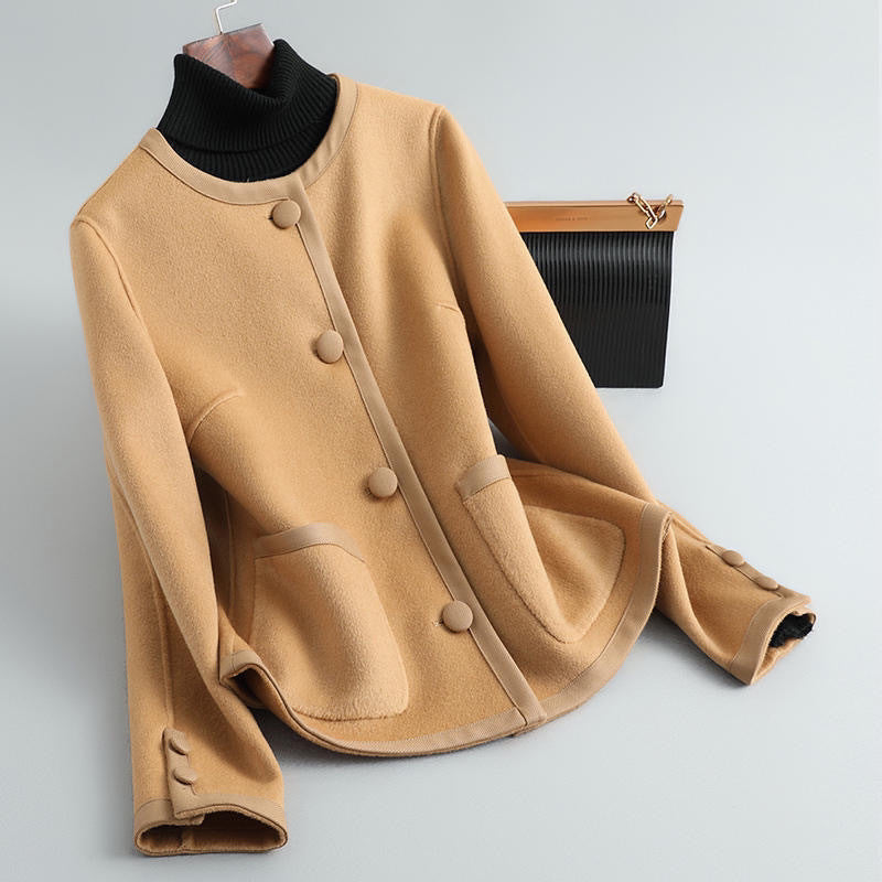 Women's Coat - Wool Blend - Fitted Cut - Round Neck - Button Detail