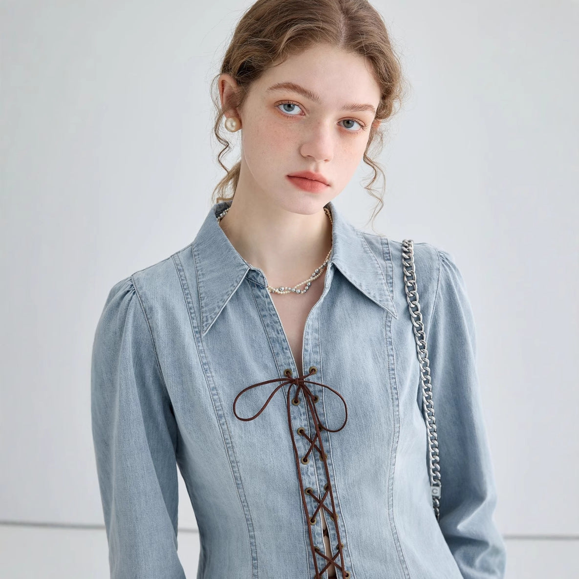 Veste chemise femme – Coupe ajustée – Devant lacé – Manches longues structurées