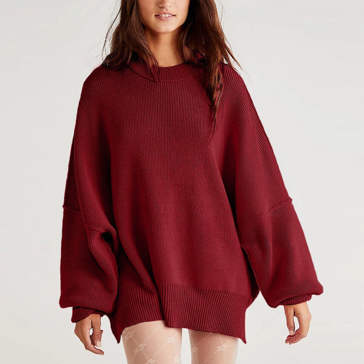 Pull Femme – Maille Douce – Coupe Oversize – Manches Longues – Fentes Côtés