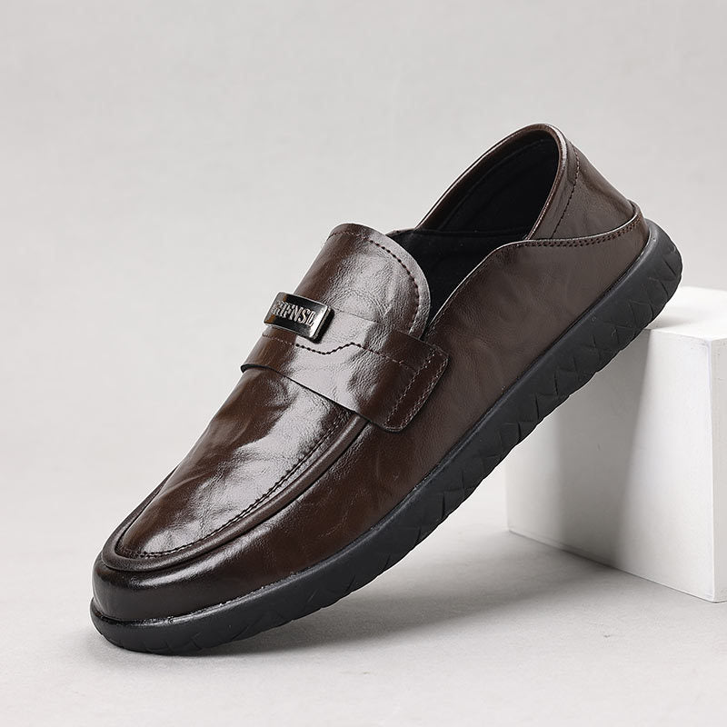 Men's loafers – Sleek design – Slip-resistant sole – Elegant decorative strap