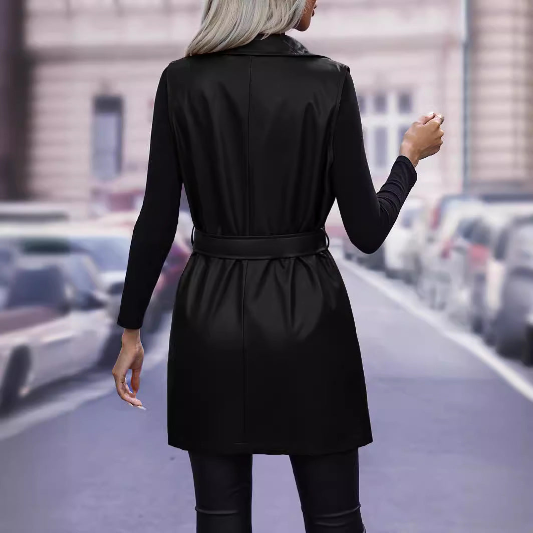 Veste sans manches femme – Similicuir – Coupe cintrée – Col à revers – Ceinture ajustable