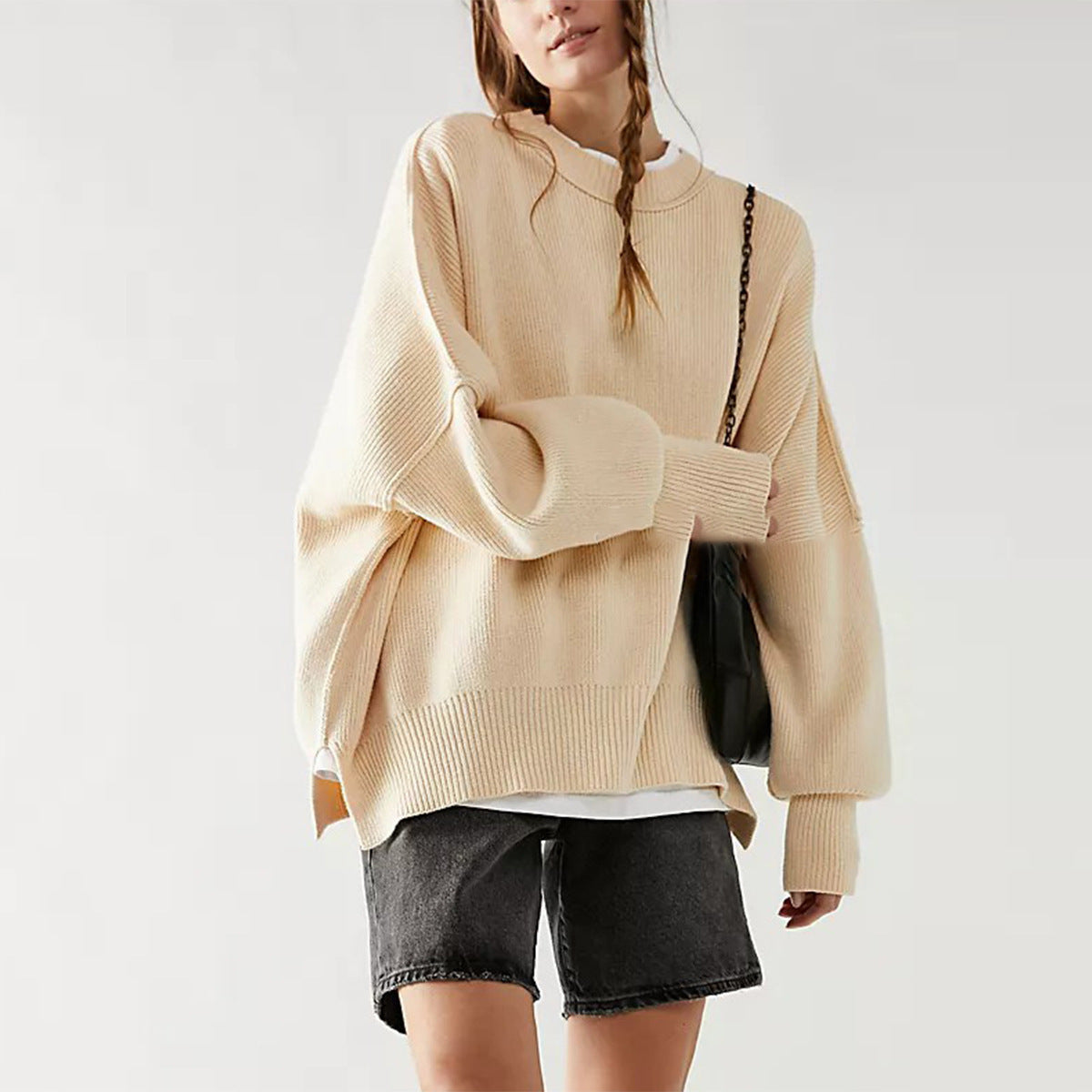 Pull Femme – Maille Douce – Coupe Oversize – Manches Longues – Fentes Côtés