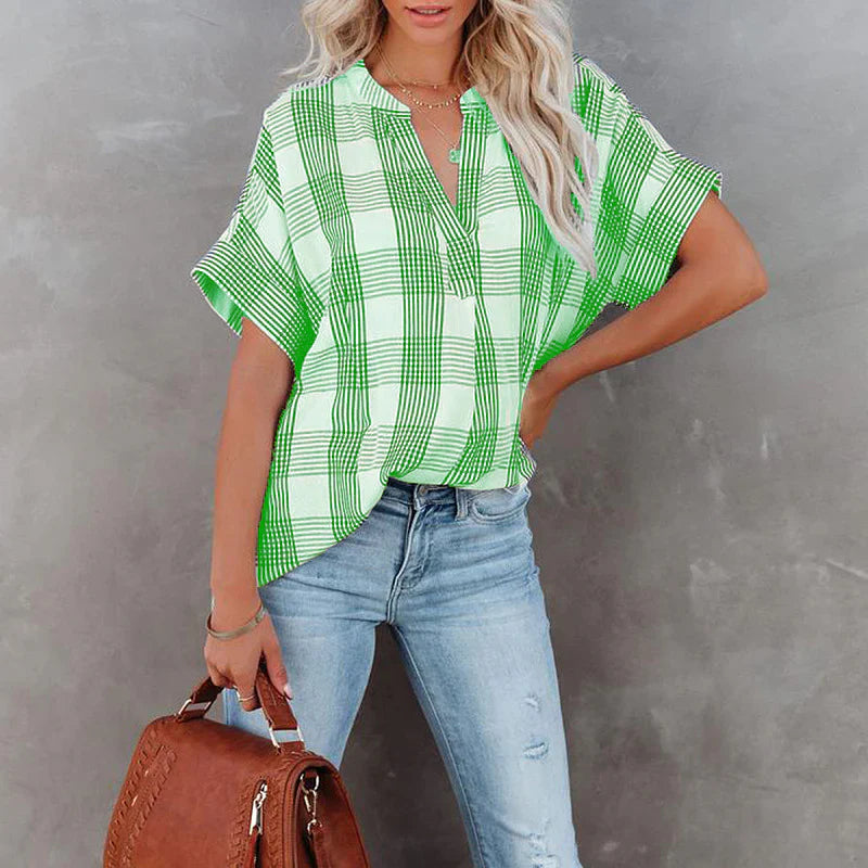 Women's blouse – Loose fit – Checkered pattern – Short sleeves – Lightweight cotton fabric