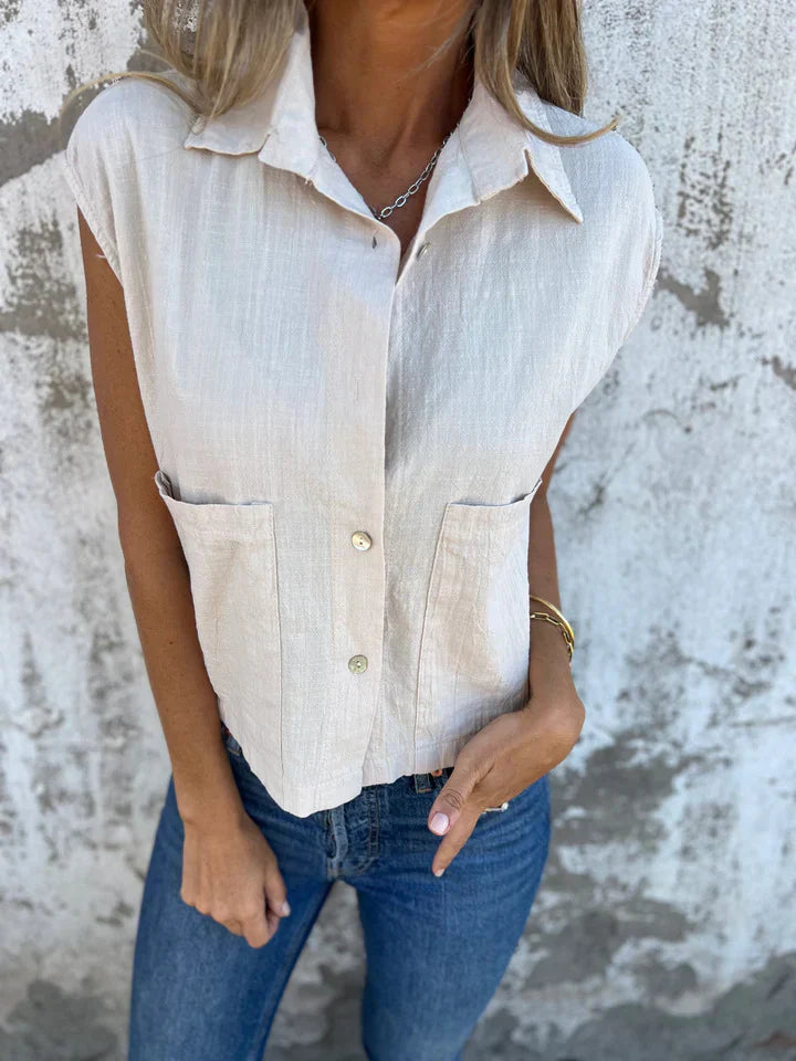 Women's sleeveless top – Loose fit – Natural fibres – Buttoned with pockets
