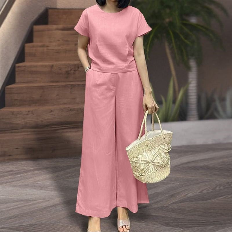Women's Two-Piece Set – Relaxed Fit – Crew Neck T-Shirt – Wide-Leg Pants