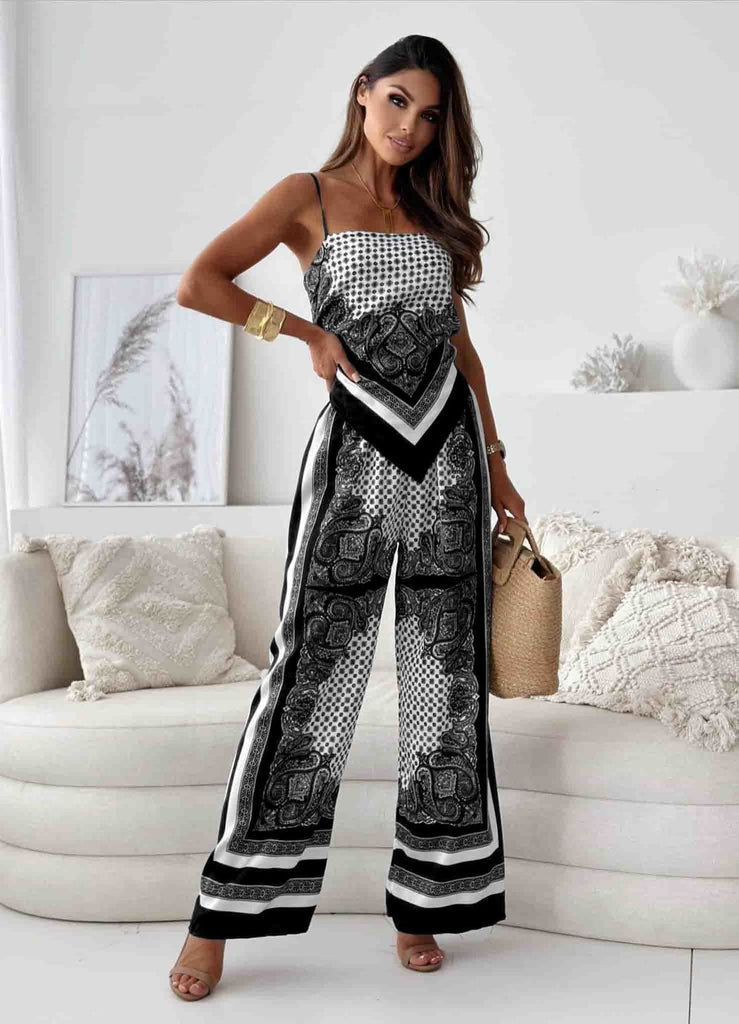 Women's Two-Piece Set – Luxury Fabric – Loose Fit – Fine Straps – Wide Pants