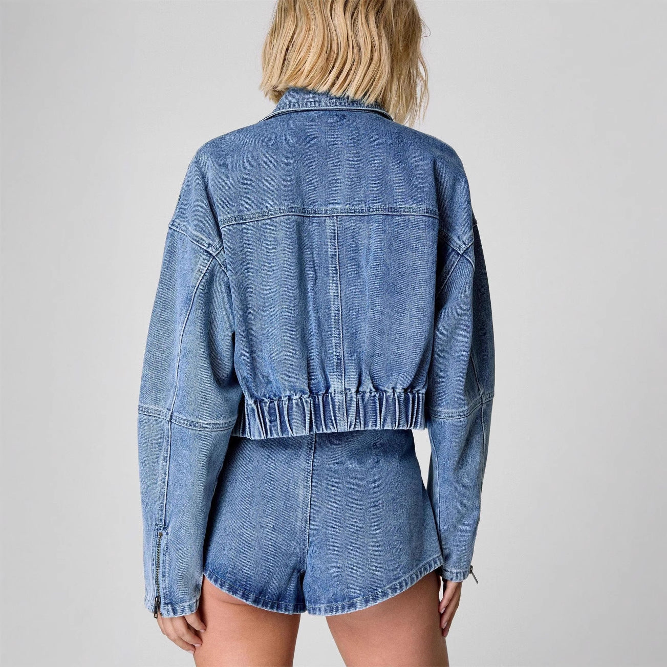 Veste en jean femme – Coupe oversize – Court – Poches poitrine – Fermeture zippée