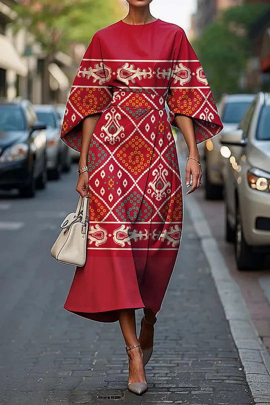 Robe midi femme – Tissu luxueux – Coupe évasée – Manches kimono – Imprimé floral