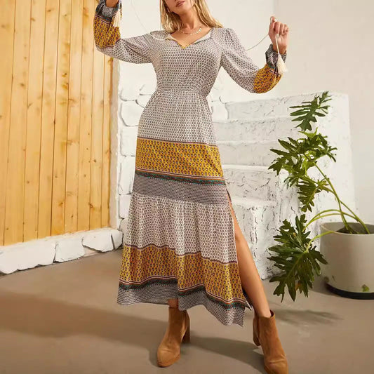 Women's long dress – Loose fit – V-neck – Long sleeves – Breathable flowing fabric