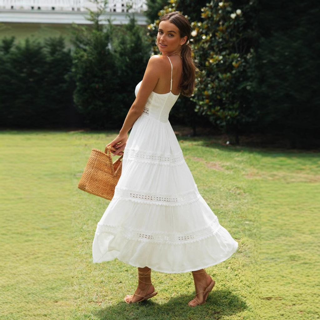 Robe femme – Coupe fluide – Bretelles fines – Jupe à volants – Dentelle délicate
