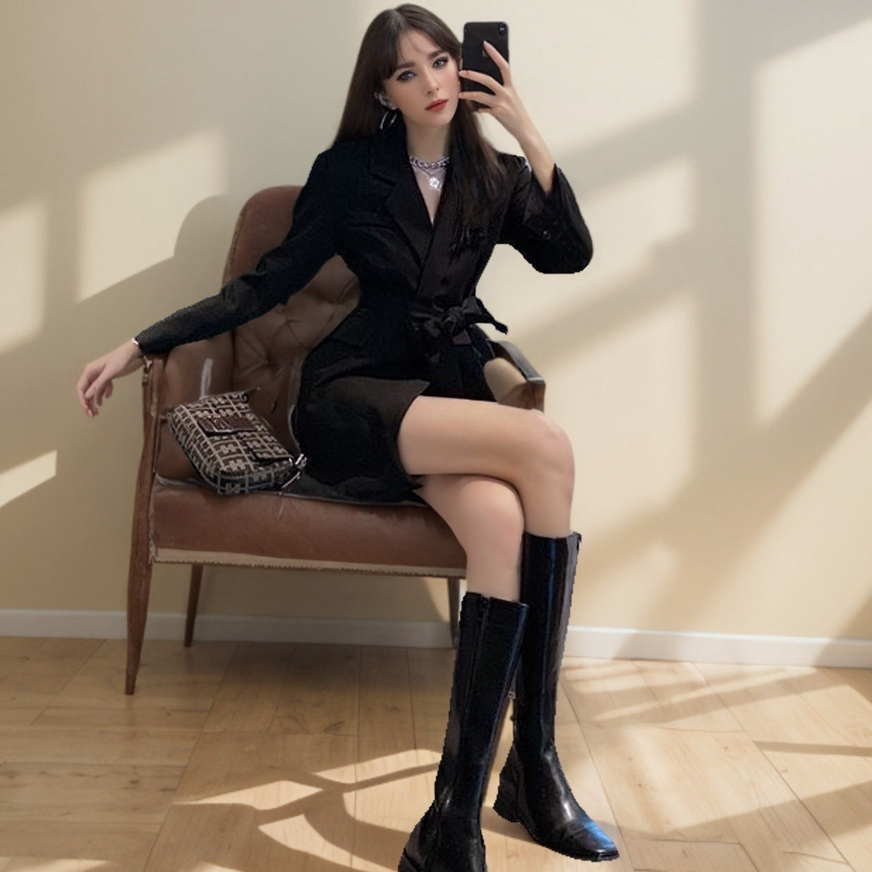 Veste femme – Coupe cintrée – Ceinture à nouer – Manches longues – Décolleté en V