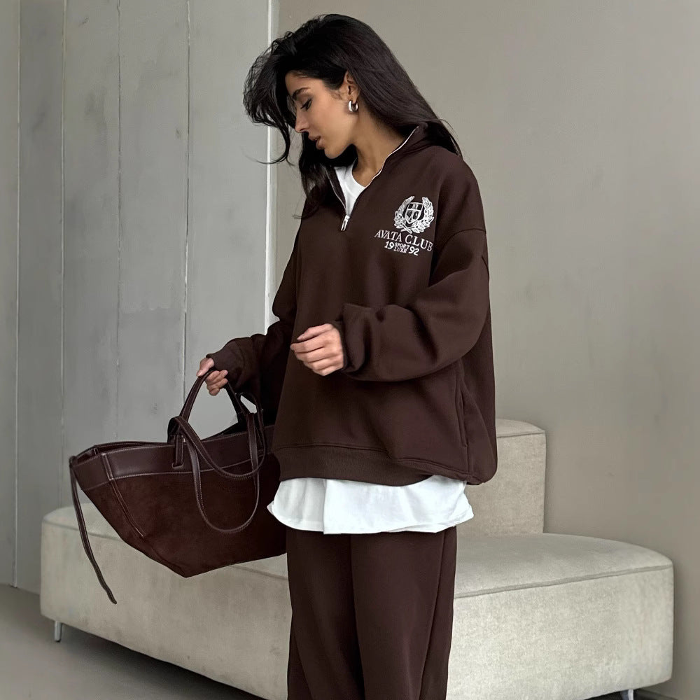 Sweatshirt zippé femme – Coton doux – Coupe oversize – Broderie frontale