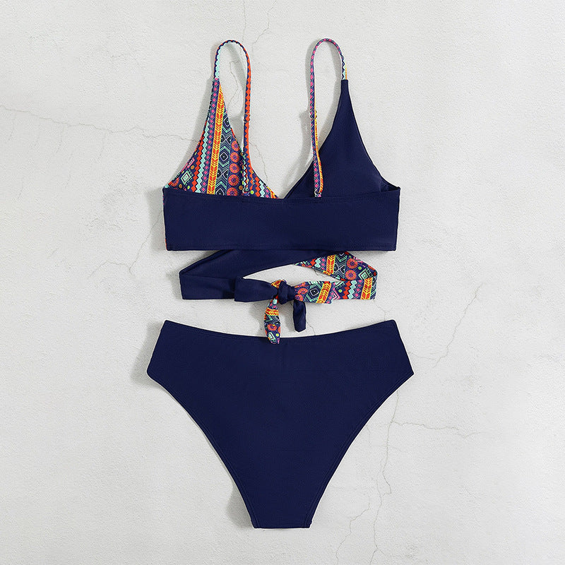Bikini femme – Coupe moulante – Découpes modernes – Motif géométrique stretch