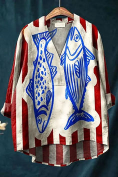 Women's long-sleeve shirt – Relaxed fit – V-neck – Graphic print