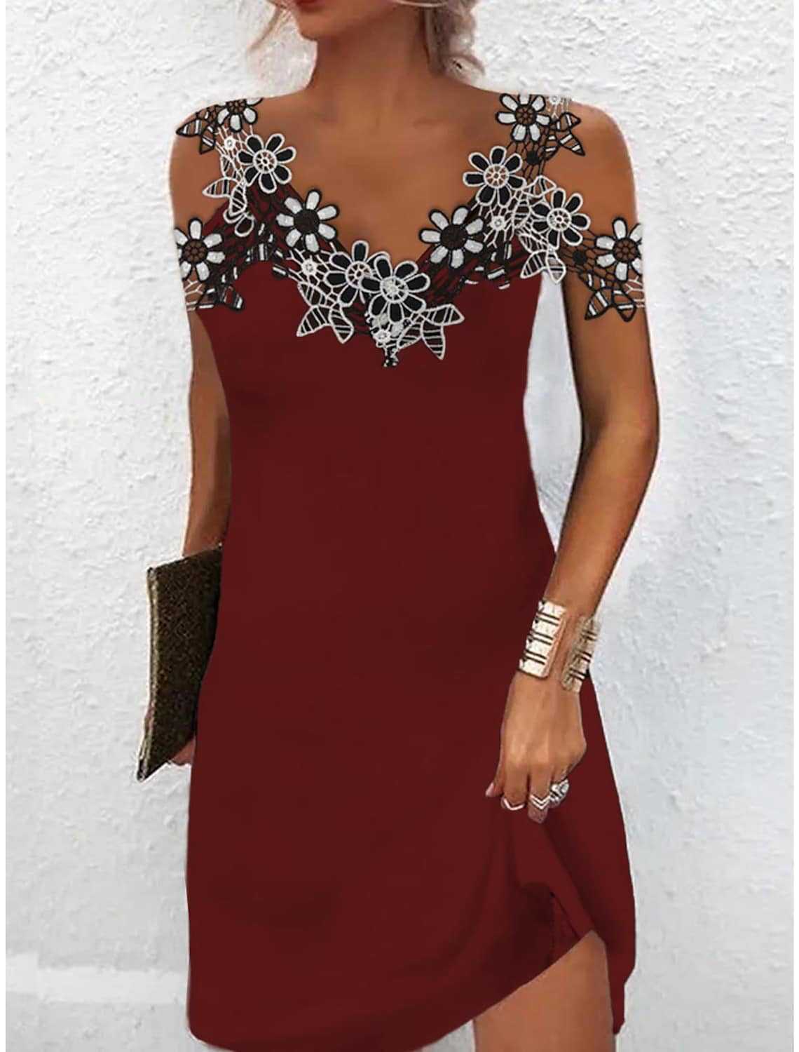 Mini dress for women – Fitted cut – Embroidered lace – Sleeveless – Lightweight fabric