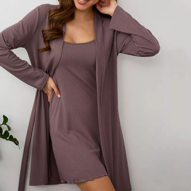 Ensemble Loungewear Femme – Maille Côtelée Douce – Robe Ajustée et Peignoir Ample