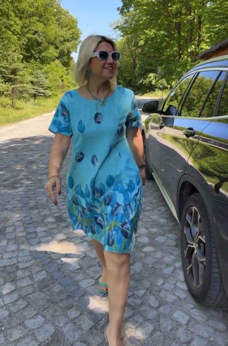 Robe femme évasée – Motif fleuri – Manches courtes – Poches