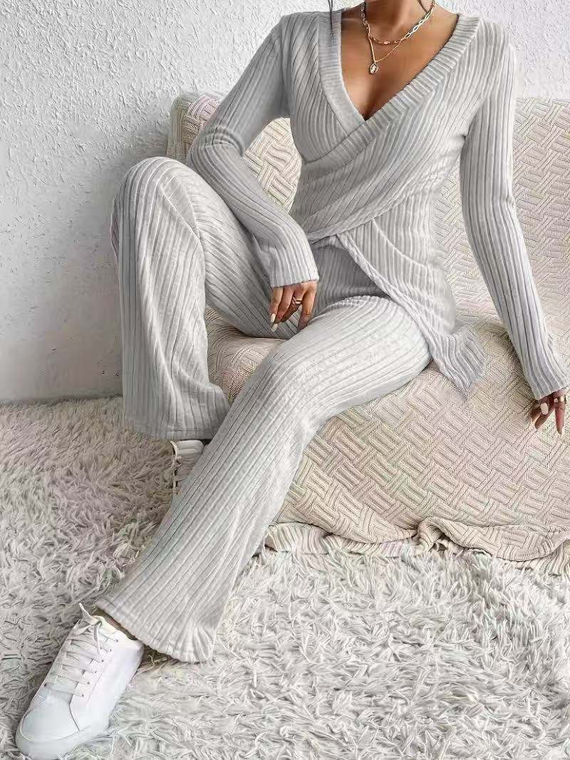 Ensemble Femme – Maille Côtelée – Haut Cache-Cœur Manches Longues – Pantalon Droit