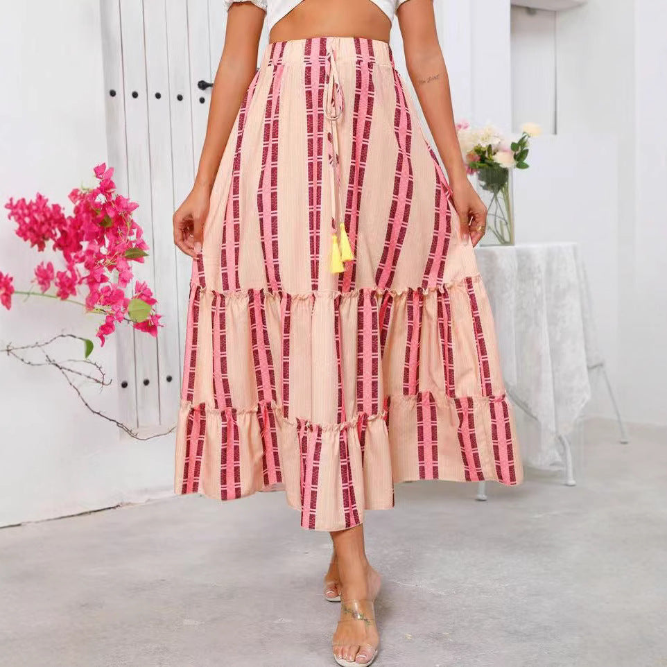 Long women's skirt – Flowing cut – Drawstring waist – Ruffles – Bohemian motifs