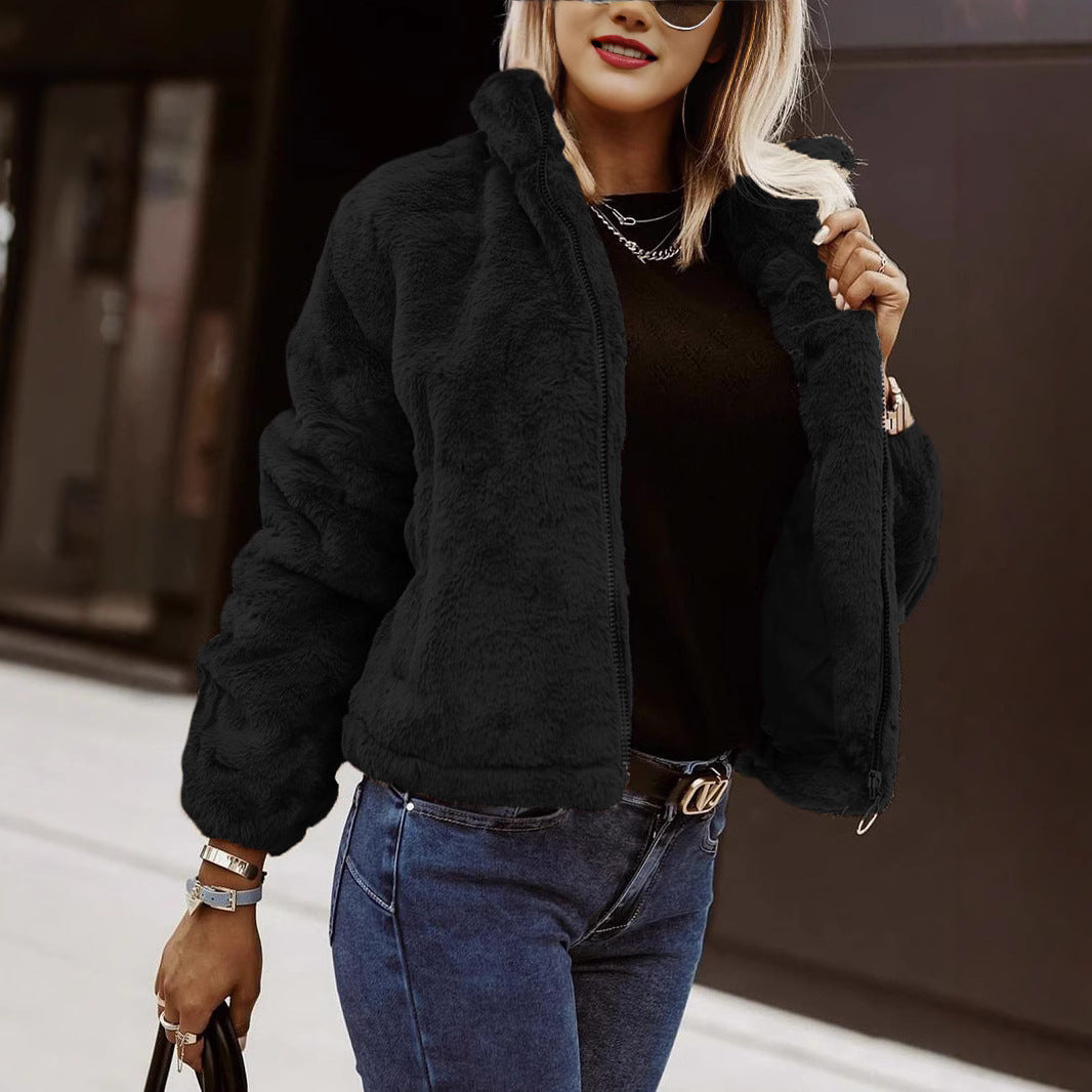 Women's faux fur coat – Oversized cut – Stand-up collar – Zipper closure