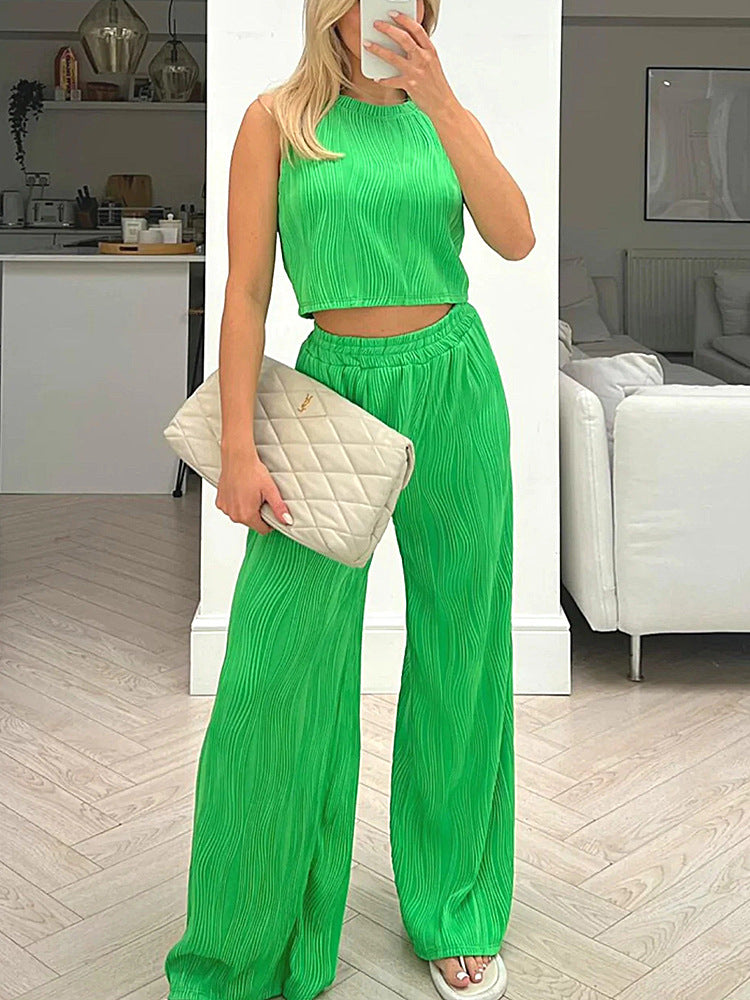 Women's Two-Piece Set – Fitted Sleeveless Crop Top – High-Waisted Straight-Leg Pants
